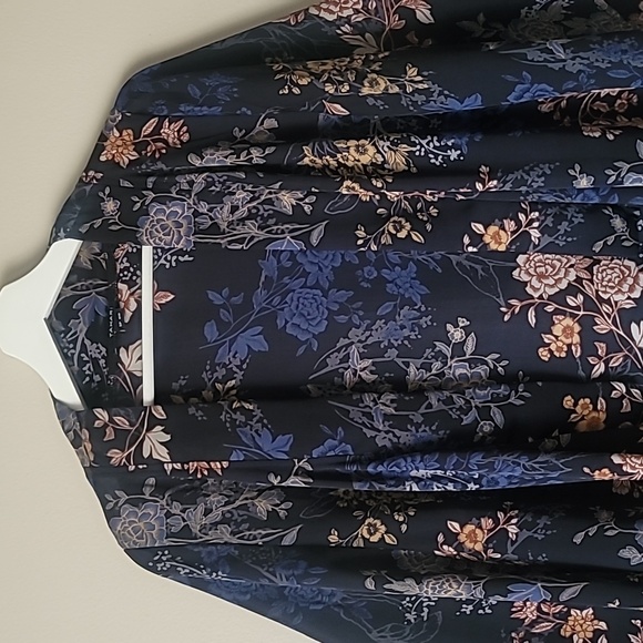 Tahari Floral Sheer Bohemian Kimono Style Cardigan Small to Medium - Picture 3 of 11